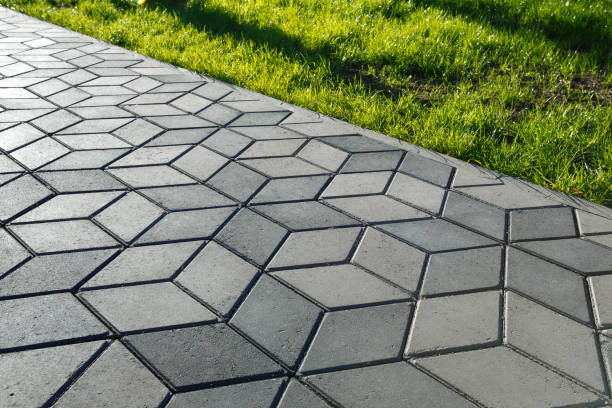 Best Professional Driveway Pavers  in Mford, IL